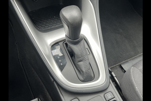 Toyota Yaris 1.5 Hybrid 116pk Dynamic Plus | Parkeersensoren, Stoelverwarming, Keyless