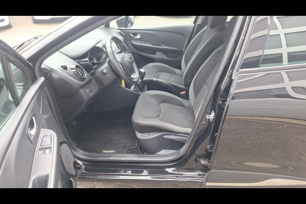 Renault Clio 0.9 TCe Limited/Nav/Cruise/Lm/Enz/