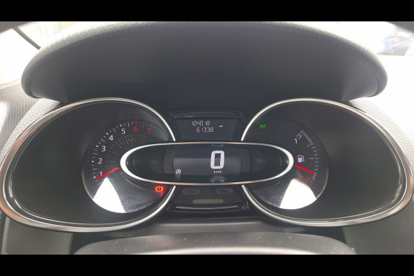 Renault Clio 0.9 TCe Limited/Nav/Cruise/Lm/Enz/