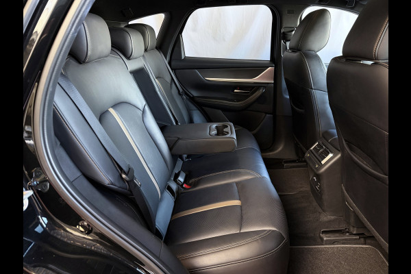 Mazda CX-60 2.5 e-SkyActiv PHEV HOMURA PANO SCHUIFDAK STOEL/STUUR.VERW/VENTILATIE HEADUP ELEK.STOEL AWD 4X4 4WD ✅ Top Auto's Wijchen. Al 30 Jaar verkoop van Mazda , Alle Modellen PHEV / HEV / BENZINE✅