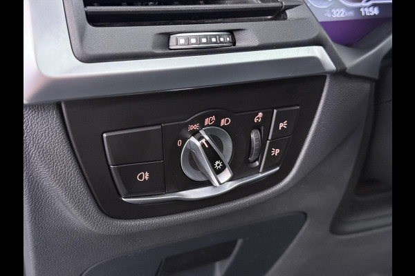 BMW iX3 Executive 80 kWh VAN: 44.900,- VOOR: 40.877,- UW WKVOORDEEL: 4.023,- | M-Sport |SOH 99% | ELEKTRISCHE TREKHAAK| ELEKTRISCHE ACHTERKLEP| PANORAMADAK| DRIVING ASSISTENT PROFESSIONAL| DODE HOEK SENSOR| STOELVERWARMING