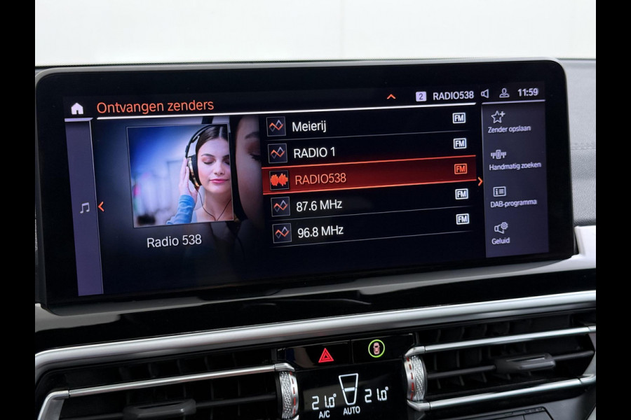 BMW iX3 Executive 80 kWh VAN: 44.900,- VOOR: 40.877,- UW WKVOORDEEL: 4.023,- | M-Sport |SOH 99% | ELEKTRISCHE TREKHAAK| ELEKTRISCHE ACHTERKLEP| PANORAMADAK| DRIVING ASSISTENT PROFESSIONAL| DODE HOEK SENSOR| STOELVERWARMING