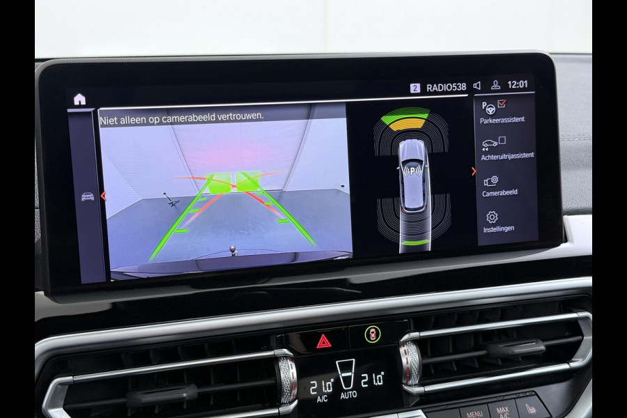BMW iX3 Executive 80 kWh VAN: 44.900,- VOOR: 40.877,- UW WKVOORDEEL: 4.023,- | M-Sport |SOH 99% | ELEKTRISCHE TREKHAAK| ELEKTRISCHE ACHTERKLEP| PANORAMADAK| DRIVING ASSISTENT PROFESSIONAL| DODE HOEK SENSOR| STOELVERWARMING