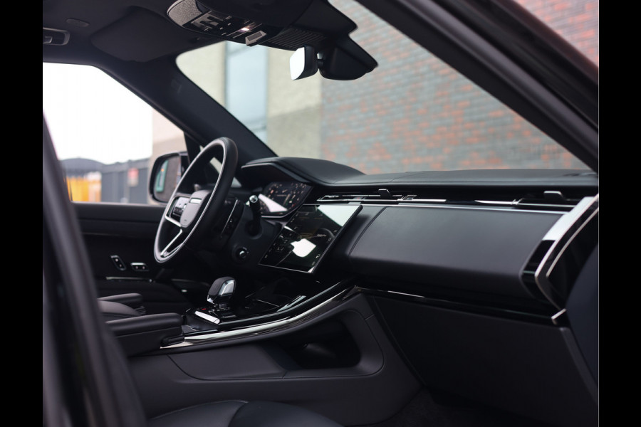 Land Rover Range Rover Sport P460e Dynamic SE | Pano - Trekhaak - Meridian