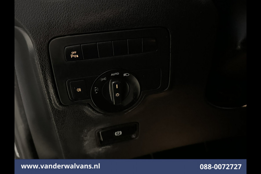 Mercedes-Benz Vito 116 CDI 164pk L3H1 Euro6 Airco | Camera | Cruisecontrol | LED | 2500kg Trekhaak Parkeersensoren, Stoelverwarming, Bijrijdersbank