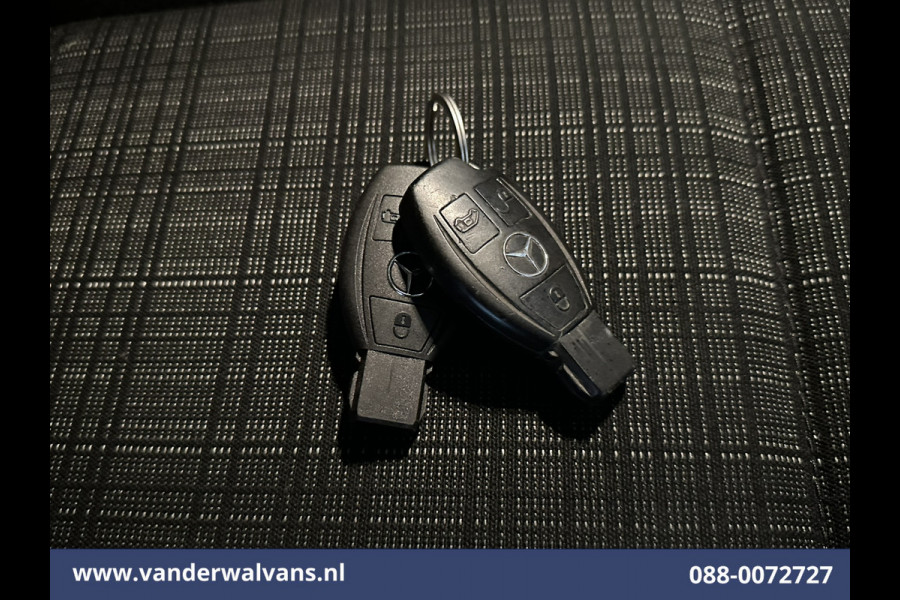 Mercedes-Benz Vito 116 CDI 164pk L3H1 Euro6 Airco | Camera | Cruisecontrol | LED | 2500kg Trekhaak Parkeersensoren, Stoelverwarming, Bijrijdersbank