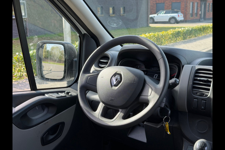Renault Trafic Passenger 1.6 dCi Life Energy L1H1| Airco | Radio | 8 persoons |