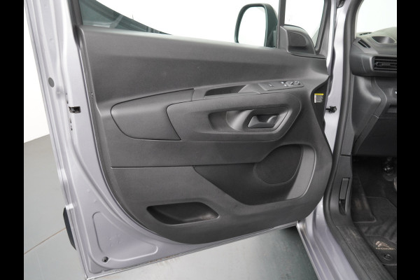 Citroën Berlingo 1.5 BlueHDi 130 EAT8 S&S L1 - Lichtmetalenvelgen - Sportpakket - Bullbar - Ledbar - AppleCarplay - Android Auto - Virena Zekerheidspakket 895 ,- 12 maanden BOVAG Garantie