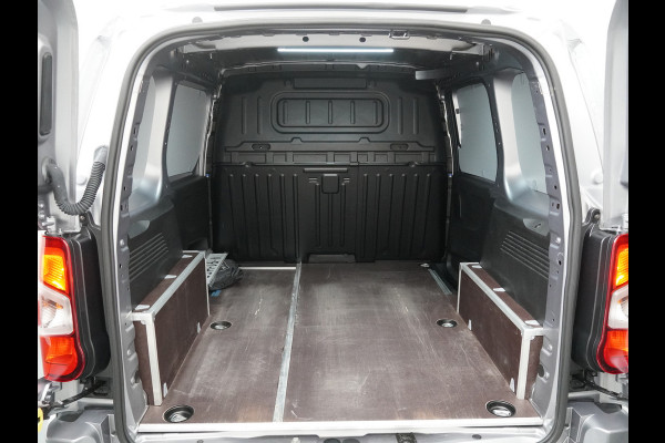 Citroën Berlingo 1.5 BlueHDi 130 EAT8 S&S L1 - Lichtmetalenvelgen - Sportpakket - Bullbar - Ledbar - AppleCarplay - Android Auto - Virena Zekerheidspakket 895 ,- 12 maanden BOVAG Garantie