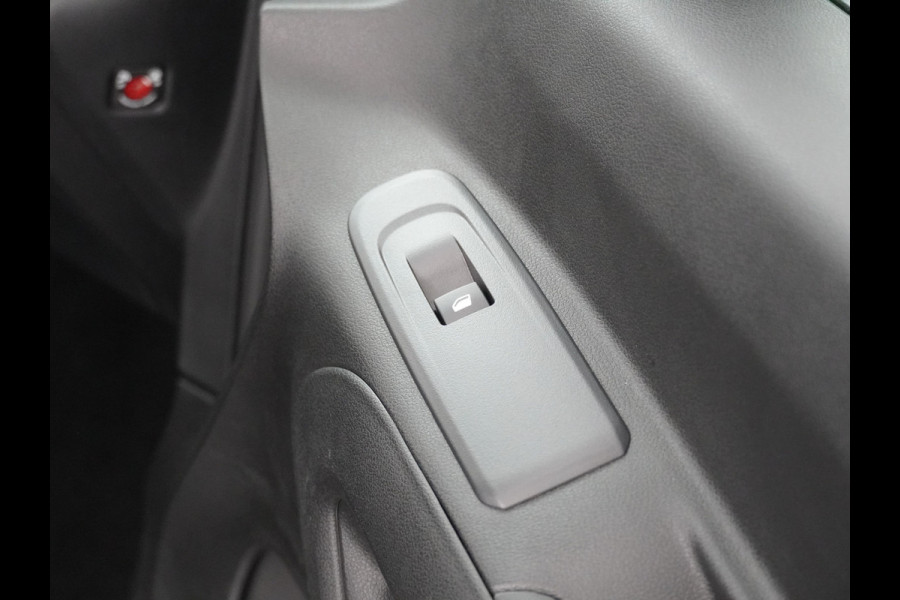 Citroën Berlingo 1.5 BlueHDi 130 EAT8 S&S L1 - Lichtmetalenvelgen - Sportpakket - Bullbar - Ledbar - AppleCarplay - Android Auto - Virena Zekerheidspakket 895 ,- 12 maanden BOVAG Garantie
