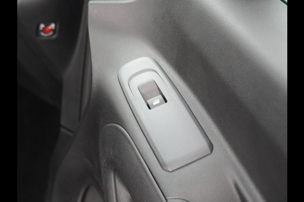 Citroën Berlingo 1.5 BlueHDi 130 EAT8 S&S L1 - Lichtmetalenvelgen - Sportpakket - Bullbar - Ledbar - AppleCarplay - Android Auto - Virena Zekerheidspakket 895 ,- 12 maanden BOVAG Garantie