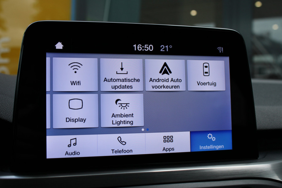 Ford FOCUS Wagon 1.0 EcoBoost Titanium Business | Achteruitrijcamera | Stoelverwarming | Trekhaak