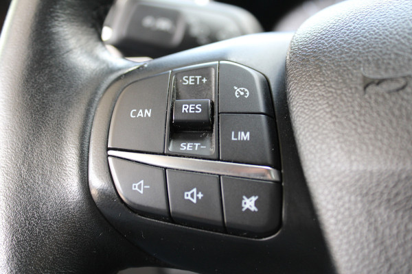 Ford FOCUS Wagon 1.0 EcoBoost Titanium Business | Achteruitrijcamera | Stoelverwarming | Trekhaak