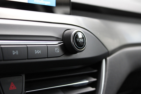 Ford FOCUS Wagon 1.0 EcoBoost Titanium Business | Achteruitrijcamera | Stoelverwarming | Trekhaak