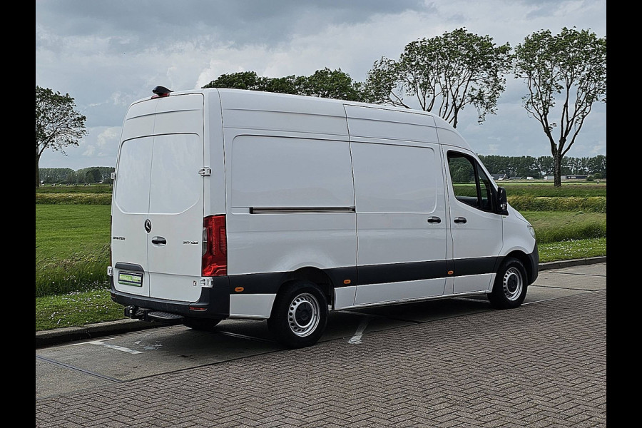 Mercedes-Benz Sprinter 317 1.9 CDI L2H2 RWD L2H2 RWD 3.5t-Trekhaak Airco Camera Mbux PDC Standkachel Euro6 170 PK