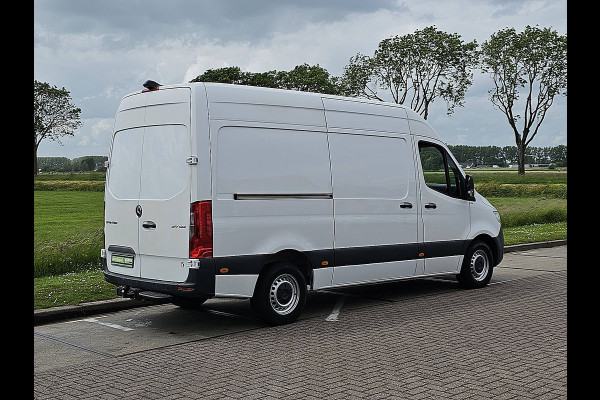 Mercedes-Benz Sprinter 317 1.9 CDI L2H2 RWD L2H2 RWD 3.5t-Trekhaak Airco Camera Mbux PDC Standkachel Euro6 170 PK