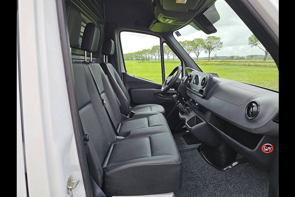 Mercedes-Benz Sprinter 317 1.9 CDI L2H2 RWD L2H2 RWD 3.5t-Trekhaak Airco Camera Mbux PDC Standkachel Euro6 170 PK