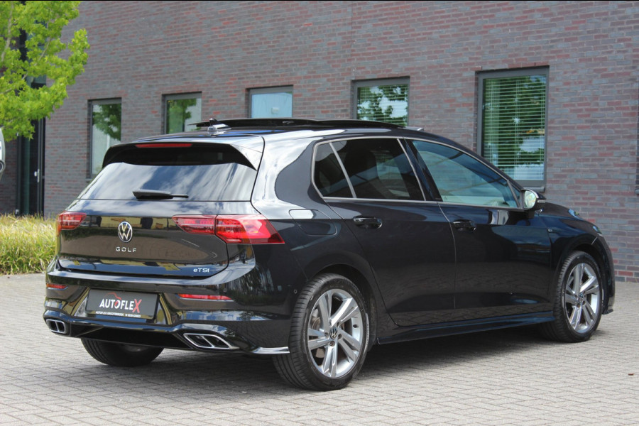 Volkswagen Golf 1.5 eTSI R-Line pano / IQ light
