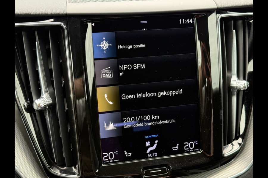 Volvo XC60 2.0 B4 R-Design | Navi | Camera | Memory | Winter Pakket