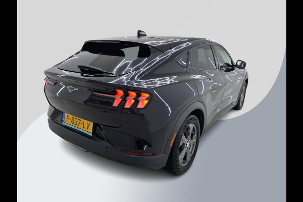 Ford Mustang Mach-E RWD 75 kWh 88.000 KM | SOH 92,5% | Technology Pack Plus | Panorama Dak | Volledig Lederen Interieur. |