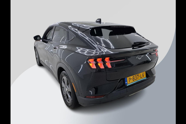Ford Mustang Mach-E RWD 75 kWh 88.000 KM | SOH 92,5% | Technology Pack Plus | Panorama Dak | Volledig Lederen Interieur. |