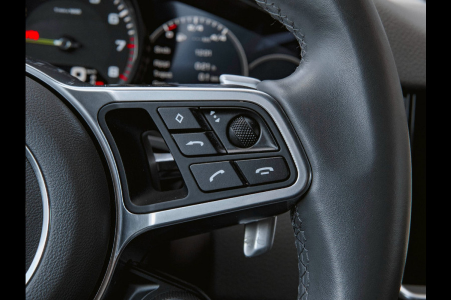 Porsche Cayenne 3.0 E-Hybrid