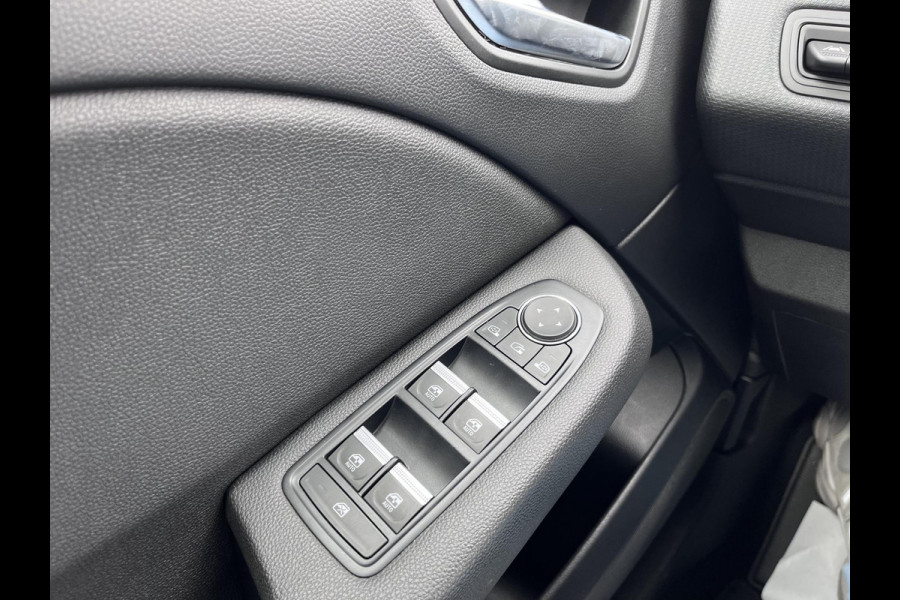 Renault Clio 1.0 TCe Intens 100pk | Navigatie | Pack Style | Trekhaak Afneembaar