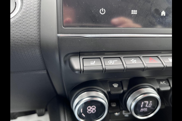 Renault Clio 1.0 TCe Intens 100pk | Navigatie | Pack Style | Trekhaak Afneembaar