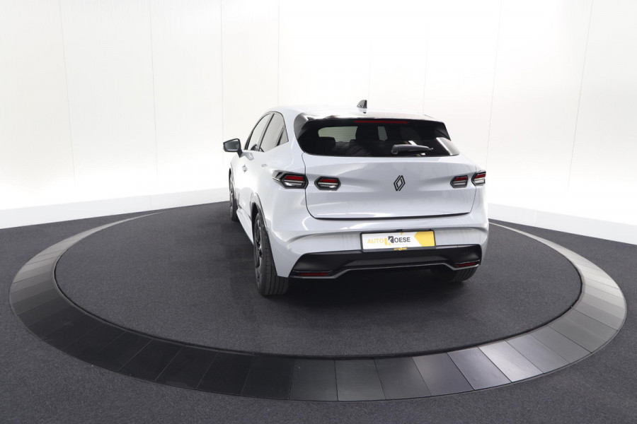 Renault Clio 1.8 Hybrid 160 Techno | NIEUW MODEL | 360 Camera | Dodehoekdetectie | 18 Inch | Adaptieve Cruise Control