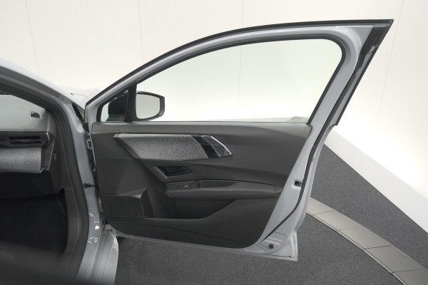 Renault Clio 1.8 Hybrid 160 Techno | NIEUW MODEL | 360 Camera | Dodehoekdetectie | 18 Inch | Adaptieve Cruise Control