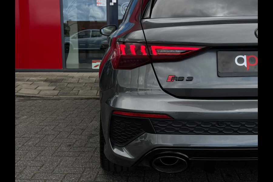 Audi A3 Sportback 2.5 TFSI RS 3 Quattro VOL ! | Ceramic | Panorama | B&O | Red Stitch | HUD | Matrix | Carbon | BTW Auto |