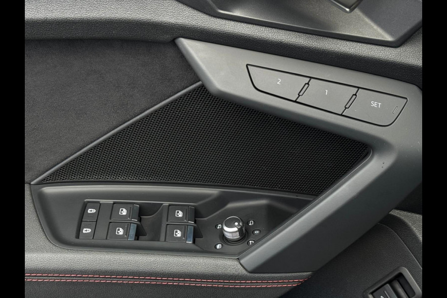 Audi A3 Sportback 2.5 TFSI RS 3 Quattro VOL ! | Ceramic | Panorama | B&O | Red Stitch | HUD | Matrix | Carbon | BTW Auto |