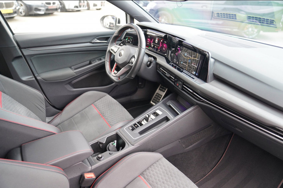 Volkswagen Golf 2.0 TSI GTI | Stuurwiel verwarming | Lane Assist | Clubsport | Camera