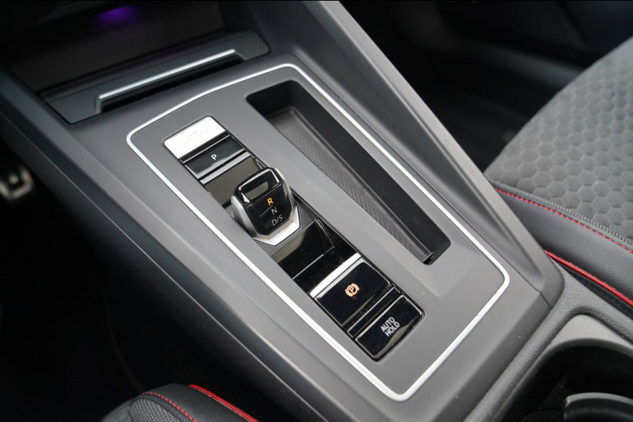 Volkswagen Golf 2.0 TSI GTI | Stuurwiel verwarming | Lane Assist | Clubsport | Camera