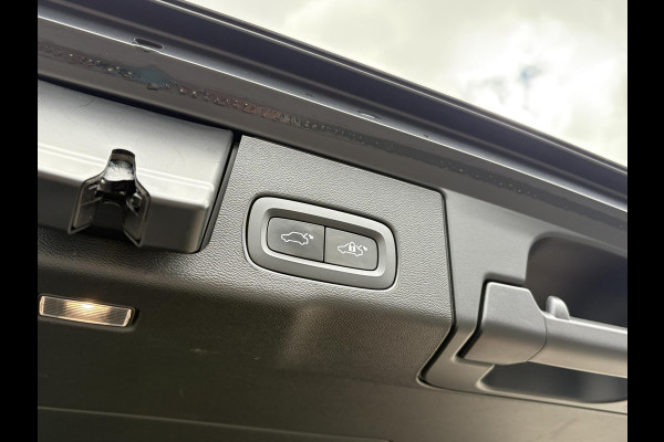 Volvo XC60 2.0 T6 Plug-in hybrid AWD R-Design | Leder | Pano | 360 Camera | H&K Audio | Adaptive Cruise |