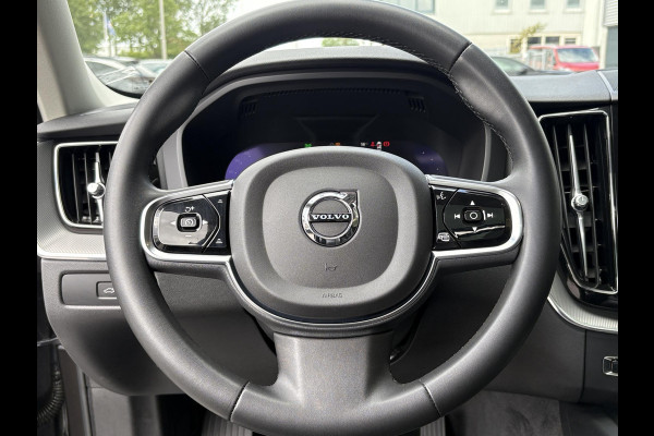 Volvo XC60 2.0 T6 Plug-in hybrid AWD R-Design | Leder | Pano | 360 Camera | H&K Audio | Adaptive Cruise |