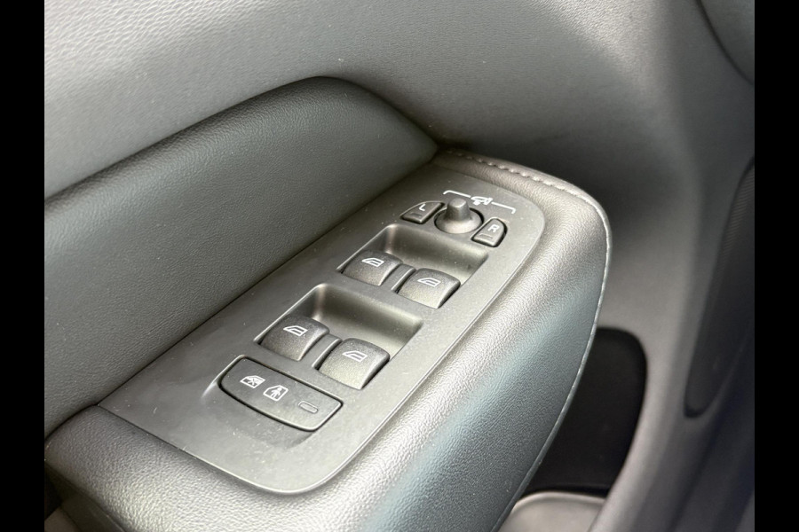 Volvo XC60 2.0 T6 Plug-in hybrid AWD R-Design | Leder | Pano | 360 Camera | H&K Audio | Adaptive Cruise |