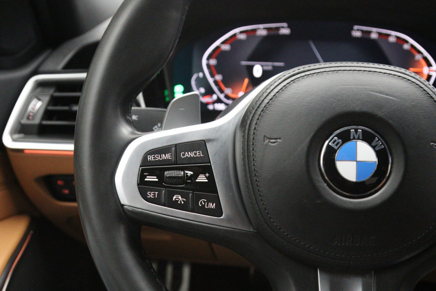 BMW 3 Serie 318i High Executive Automaat, Kuipstoelen, Head-Up, Memory, LED, Adap. Cruise Control