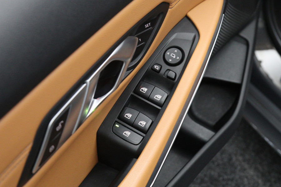 BMW 3 Serie 318i High Executive Automaat, Kuipstoelen, Head-Up, Memory, LED, Adap. Cruise Control