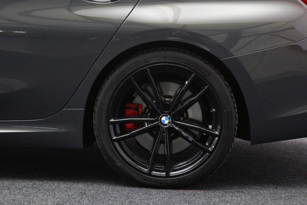 BMW 3 Serie 318i High Executive Automaat, Kuipstoelen, Head-Up, Memory, LED, Adap. Cruise Control