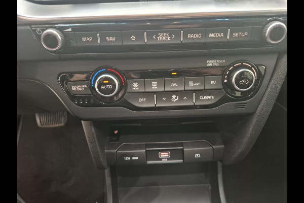 Kia e-Niro ExecutiveLine 64 kWh | 65.500 KM | SOH 100% | Panorama Dak | Volledig Lederen Interieur | WORDT VERWACHT!