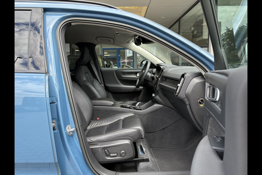 Volvo XC40 1.5 T5 Plug-in hybrid Plus Dark | Leder | Adaptive Cruise | Stoel- & Stuurverwarming | H&K Audio | Achteruitrijcamera |