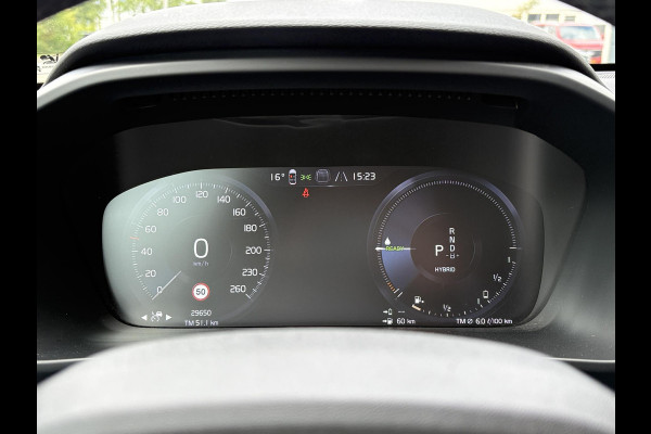 Volvo XC40 1.5 T5 Plug-in hybrid Plus Dark | Leder | Adaptive Cruise | Stoel- & Stuurverwarming | H&K Audio | Achteruitrijcamera |