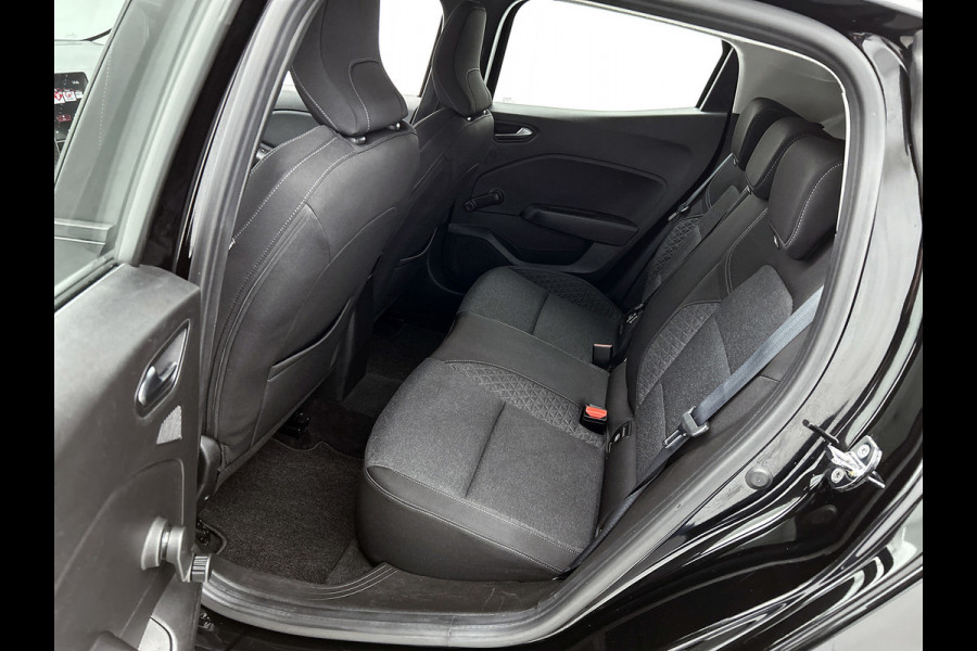 Renault Clio 1.0 TCe Zen (Goed OnderH, Parkeersensoren, Navi, Lane Assist, Cruise Con, App Connect, Etc)