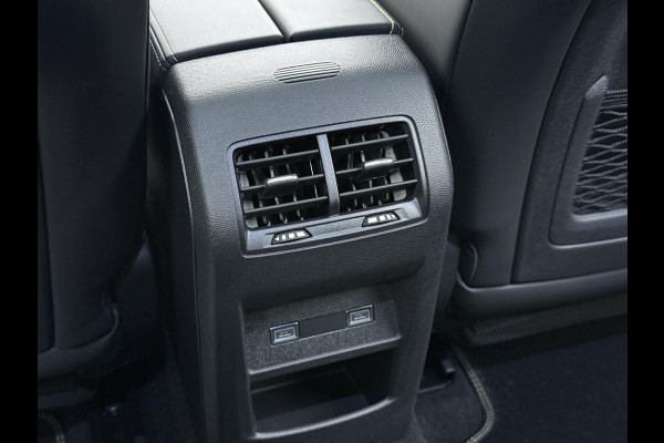 Peugeot e-408 GT 58 kWh VAN: 42.900,- VOOR: 37.877,- UW WKVOORDEEL: 5.023,- | NIEUWE AUTO 13KM!| FULL OPTION| PANO| FOCAL AUDIO| 360 CAMERA| ELEKTRISCHE ACHTERKLEP| ELEK. STOELEN| STOEL + STUURVERWARMING MET MASSAGE|