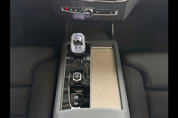 Volvo XC90 2.0 T8 456PK 12/25 Bowers & Wilkins LUCHTVERING AWD 7P ULTRA DARK SCHUIFDAK ELEK.TREKHAAK SCHUIFDAK 21''LMV STOEL/STUUR.VERW PANORAMA STANDKACHEL HEADUP PHEV ✅Top Auto's Wijchen✅ 170 Nieuwe en bijna nieuwe Auto's met : Benzine /  PHEV / Plug in hybrid / Hybrid / Mild hybrid / HEV / Keuze uit Plus / /Ultra/ Bright / Dark / Black Edition /