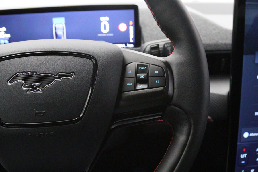 Ford Mustang Mach-E AWD 75 kWh 372 PK, SOH 94 %, Adap. Cruise Control, 360 Camera, B&O Sound, Panoramadak
