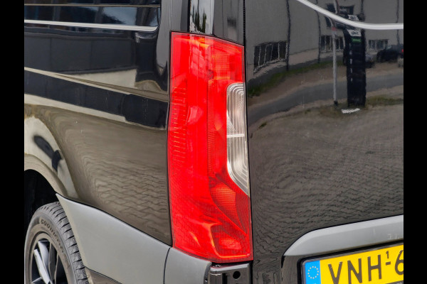 Mercedes-Benz Sprinter 317CDI AUT CRUISE CLIMATE M-BUX 3500KG TREKHAAK FULL BLACK EDITION
