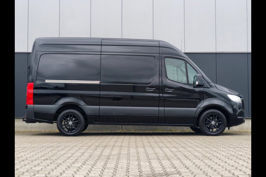 Mercedes-Benz Sprinter 317CDI AUT CRUISE CLIMATE M-BUX 3500KG TREKHAAK FULL BLACK EDITION