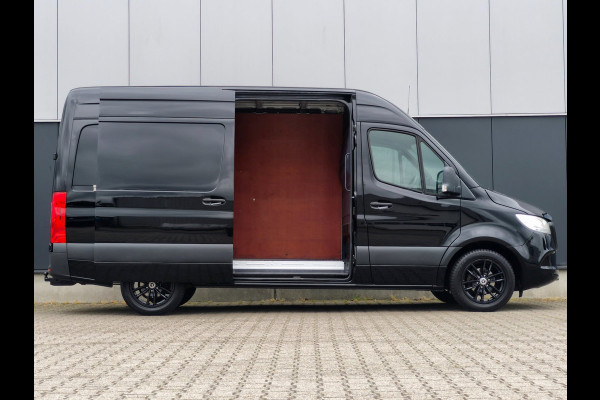 Mercedes-Benz Sprinter 317CDI AUT CRUISE CLIMATE M-BUX 3500KG TREKHAAK FULL BLACK EDITION